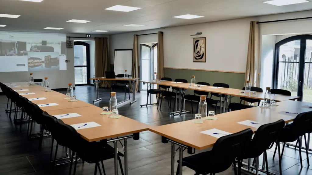 Salle Séminaire Sud en U
